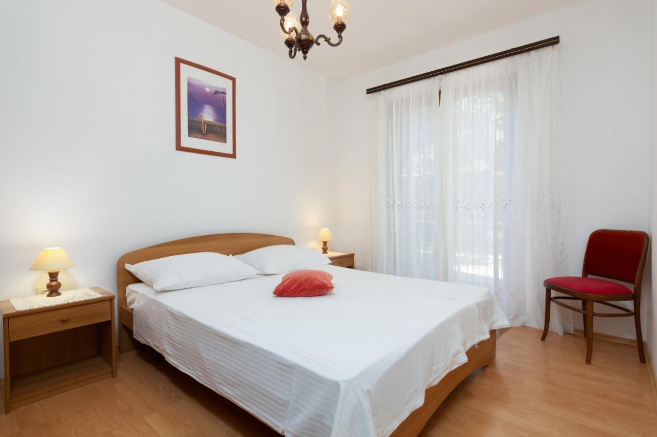 Apartments With A Parking Space Medulin - 7494 Extérieur photo